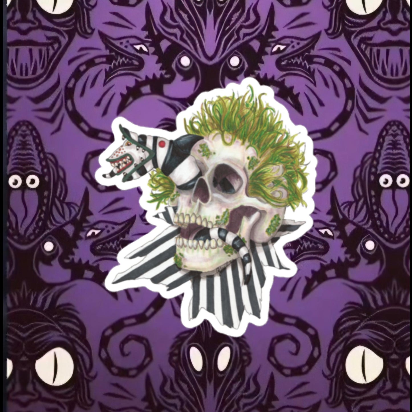 Beetle Skull bubble-free stickers