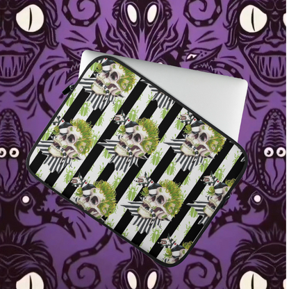 Beetle skull Laptop Sleeve