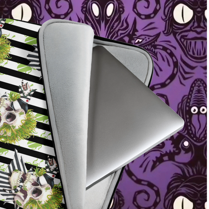 Beetle skull Laptop Sleeve