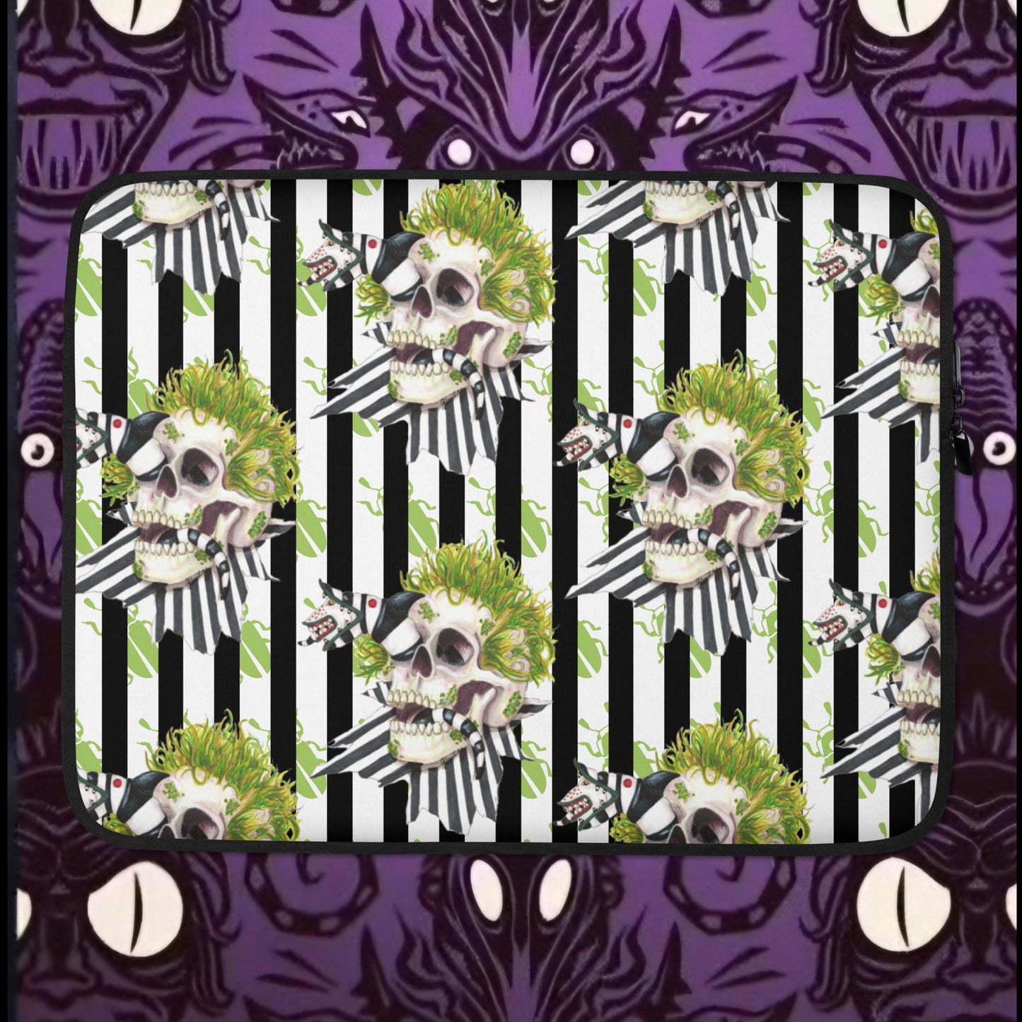 Beetle skull Laptop Sleeve