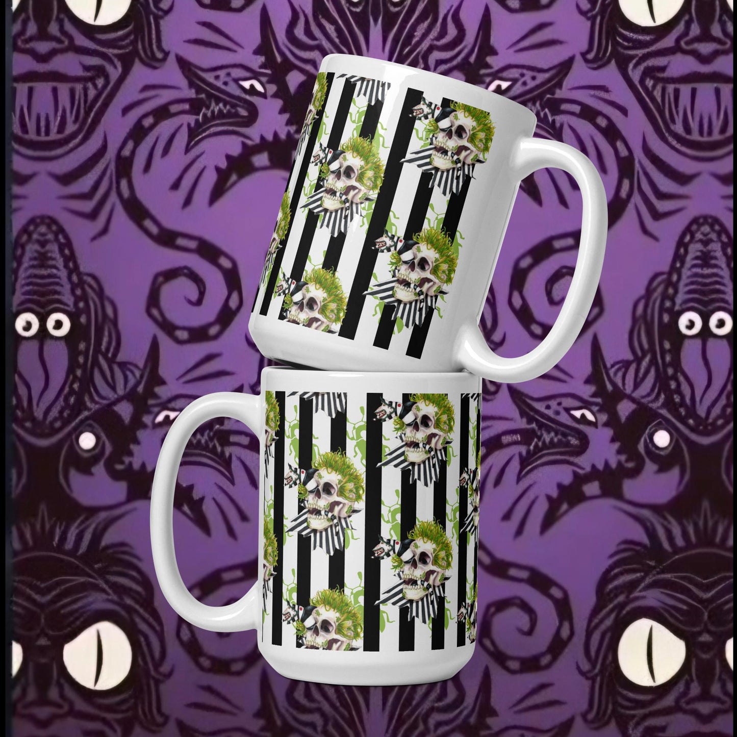 Beetle skull glossy mug